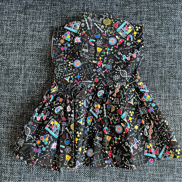 Maddy James Rainbow Scientist Dress Size 12 Months - Picture 6 of 7